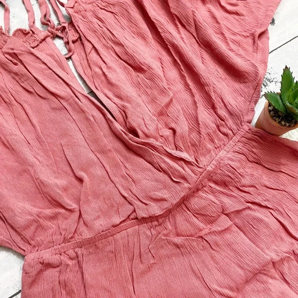 ⭐️NEW⭐️ TOPSHOP Lightweight Boho Ruffled Romper - Picture 8 of 11